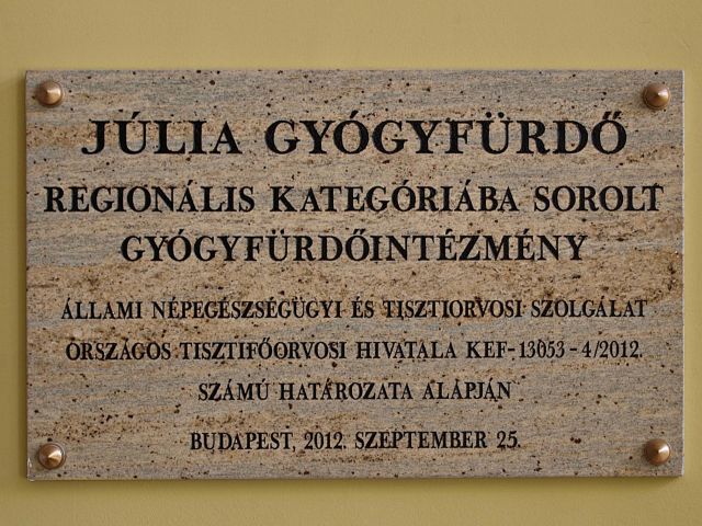 Julia Gyogyfurdo