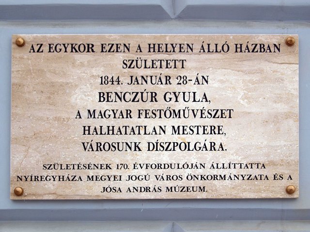 02. Nyiregyhaza Benczur Gyula emlektabla