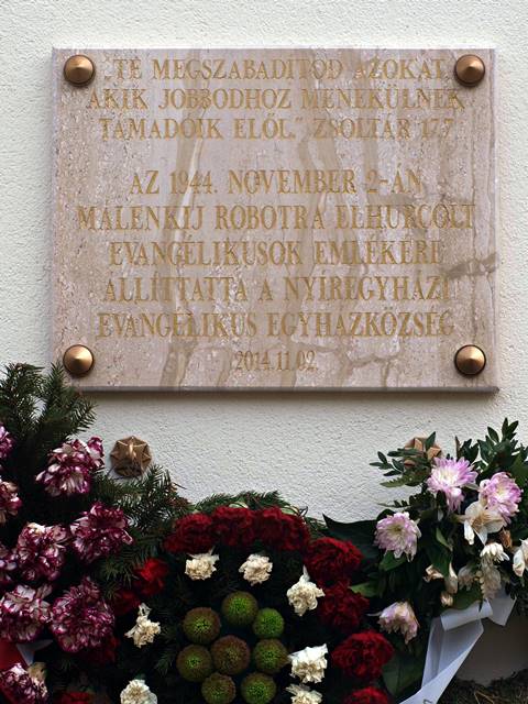 06. nyiregyhaza elhurcolt evangelikusok emlektablaja
