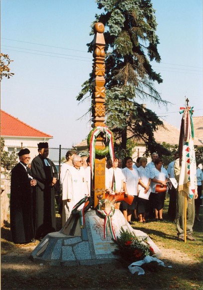 01. khuen hedervary karoly kopjafaja