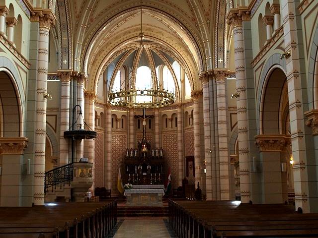 Romai Katolikus Templom Belso001.JPG