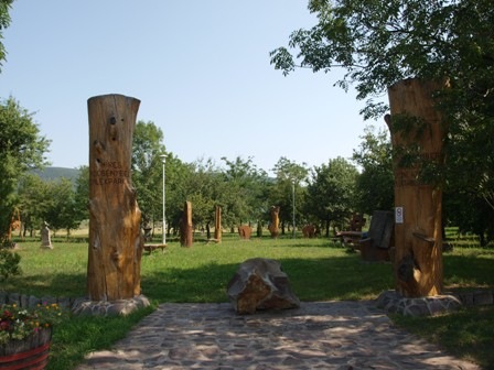 03. erdobenye hires erdobenyeiek emlekpark