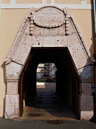 10. gyongyos rakoczi kapu