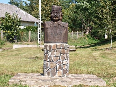 02. fancsal rakoczi szobor