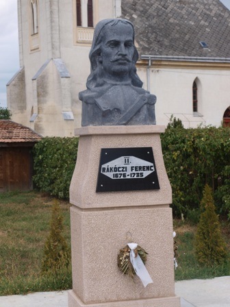 08. vetes rakoczi szobor