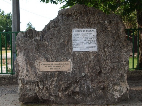 01. veresegyhaz rakoczi emlekmu