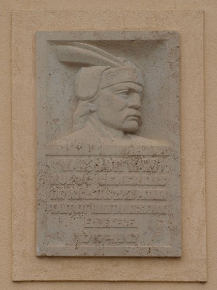 02. patka bottyan janos emlektabla