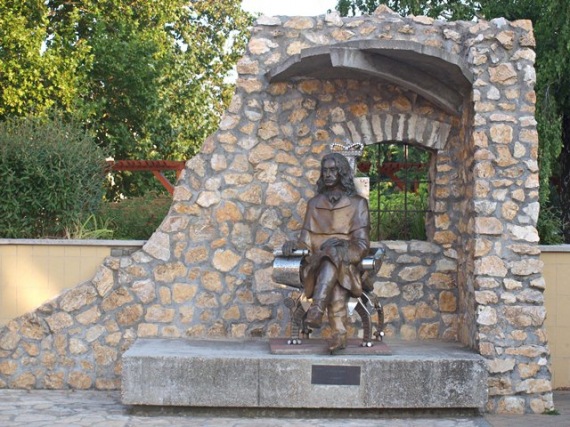 04. siofok rakoczi szobor varga imre