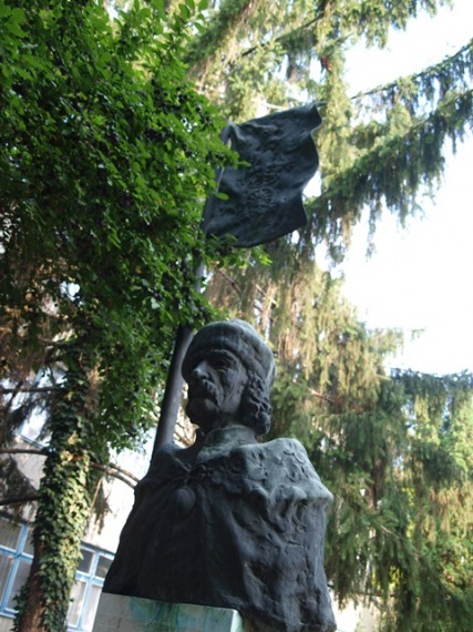 01. tamasi beri balogh adam szobor 01