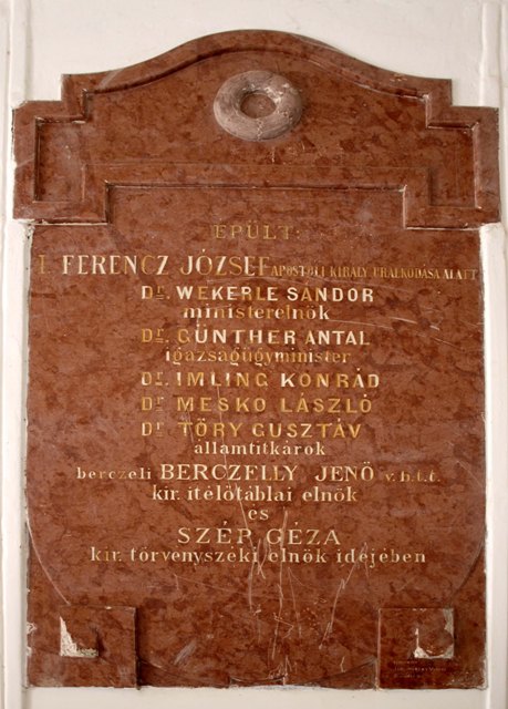 04. Beregszasz emlektabla