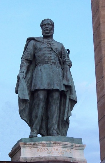 36. hosok tere kossuth lajos