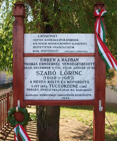 Szabó Lőrinc emléktáblája Sóstóhegyen (Szabó L. u. 15.) Nyiregyhaza Szabo Lorinc emlektabla