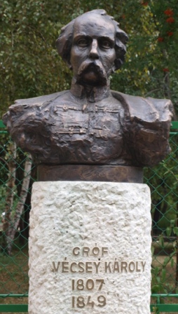 nyiregyhaza Vecsey Karoly szobor